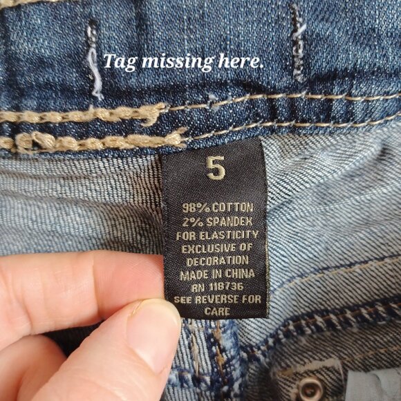 Soundgirl Jeans Bootcut Crop Raw Hem Low Rise Distressed Embellished Size 5 - Picture 8 of 12